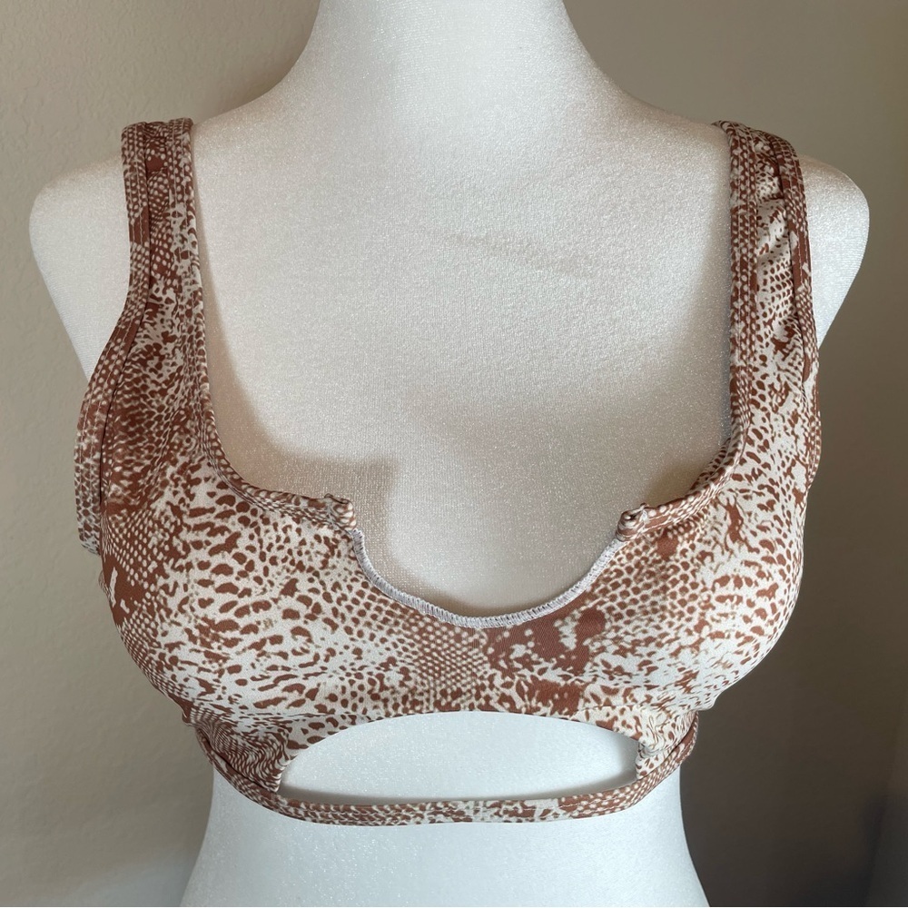Chic Snake Print Bikini Set - Picture 8 of 10